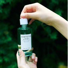Заспокійлива сироватка для проблемної шкіри Skin1004 Madagascar Centella Tea-Trica Relief Ampoule 100 мл